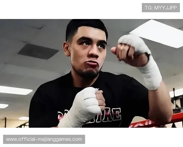 埃斯皮诺萨成为羽量级新壁垒,喊话井上尚弥升级挑战 埃斯皮诺萨成为羽量级新壁垒,喊话井上尚弥升级挑战