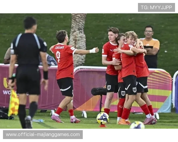 奥地利门将波什对阵日本多次关键扑救,成晋级幕后英雄 奥地利门将波什对阵日本多次关键扑救,成晋级幕后英雄